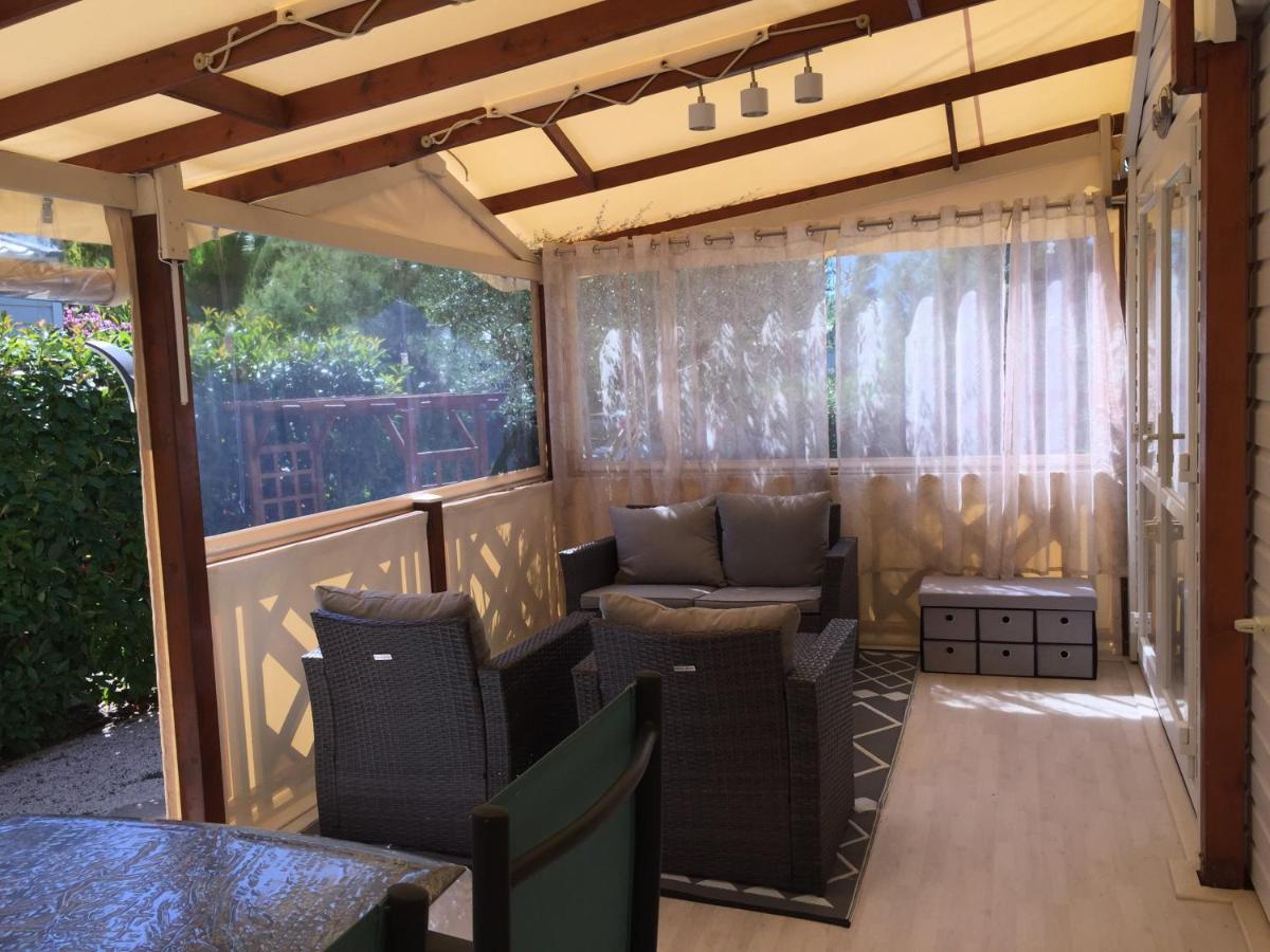 Mobilhome Les Agapanthes Au Camping Les Pins Maritimes Apartment